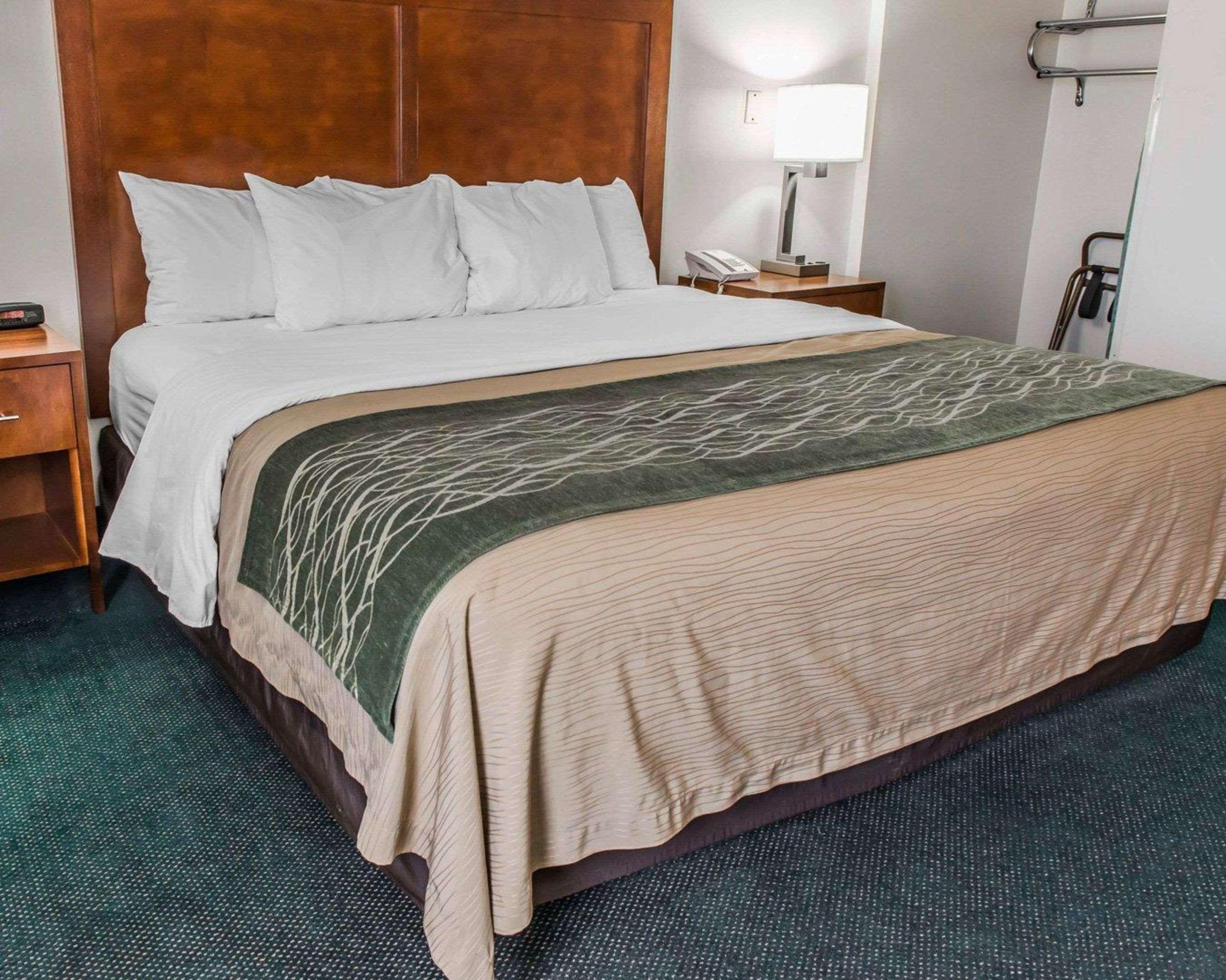 Waynesburg Quality Inn מראה חיצוני תמונה