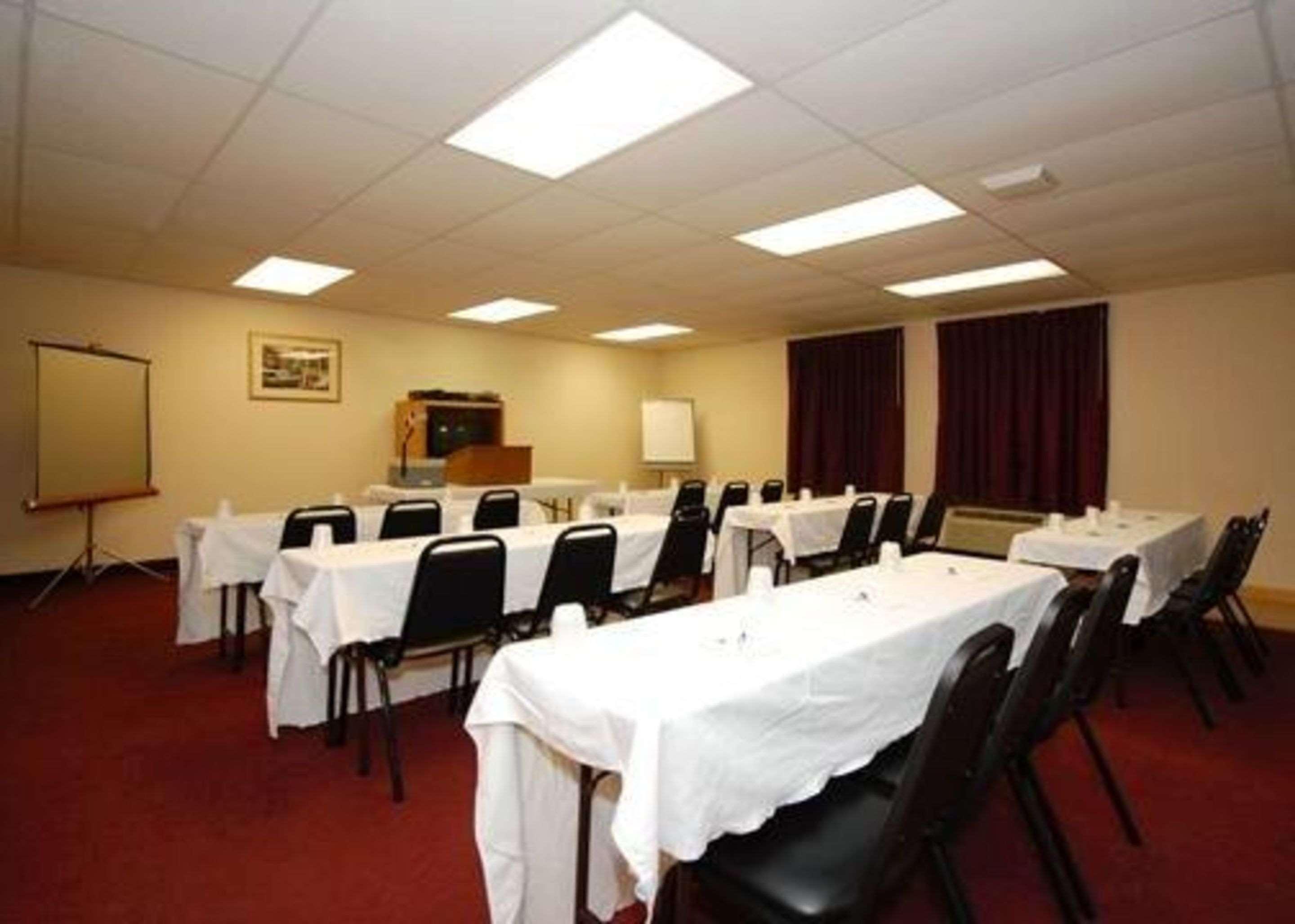Waynesburg Quality Inn מראה חיצוני תמונה