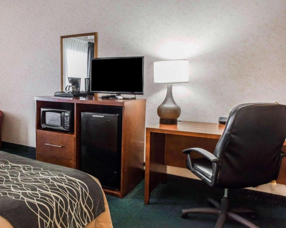 Waynesburg Quality Inn מראה חיצוני תמונה