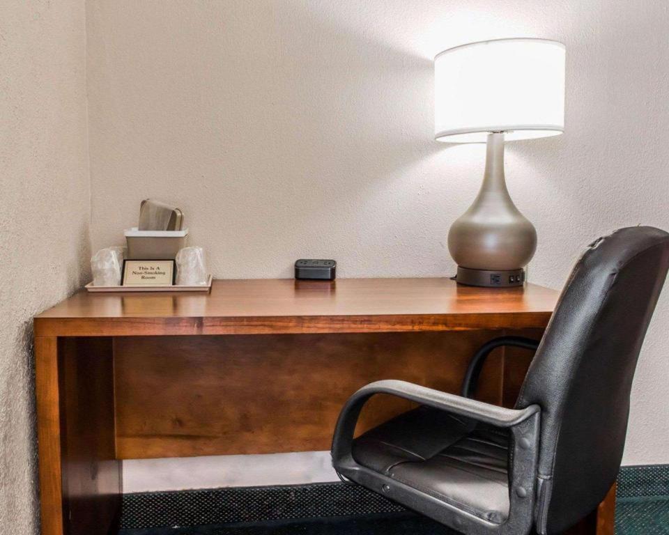 Waynesburg Quality Inn מראה חיצוני תמונה