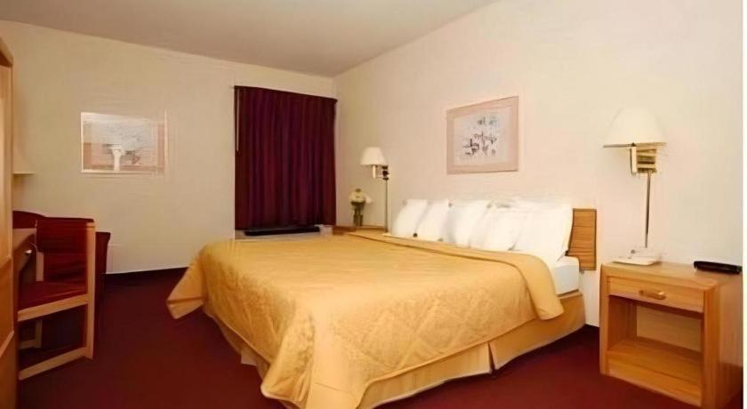 Waynesburg Quality Inn מראה חיצוני תמונה