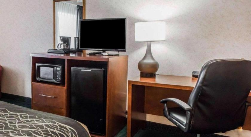 Waynesburg Quality Inn מראה חיצוני תמונה